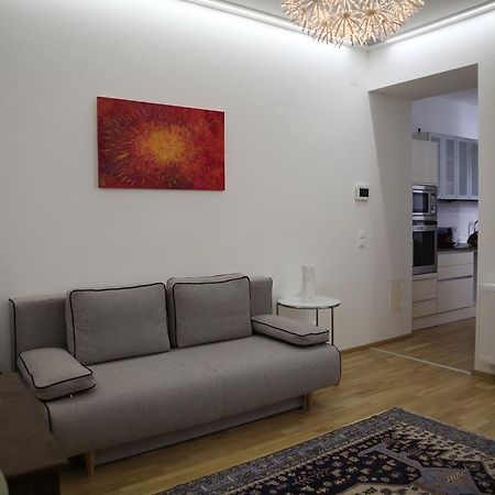 Moderne Stadtwohnung Mit Balkon Wiedeń Zewnętrze zdjęcie